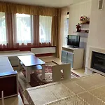 Apartment червената шапчица гранд манастира